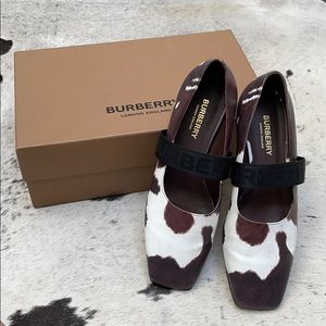 Like new Burberry cow print leather flats
